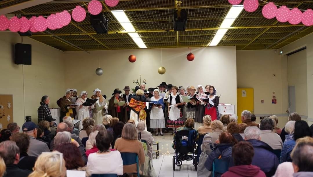 Noël CCAS 2023 Salle du 8-Mai